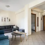 Villa Nina With Private Plunge Pool, 5Km To Corfu Town